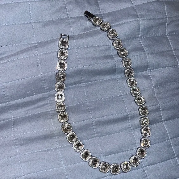 White Gold Clustered Tennis Chain - Picture 2 of 2